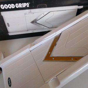 SOLD - OXO - Mandolin slicer